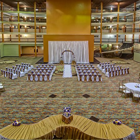 Clarion Hotel & Suites Conference Center Memphis Airport Eksteriør billede